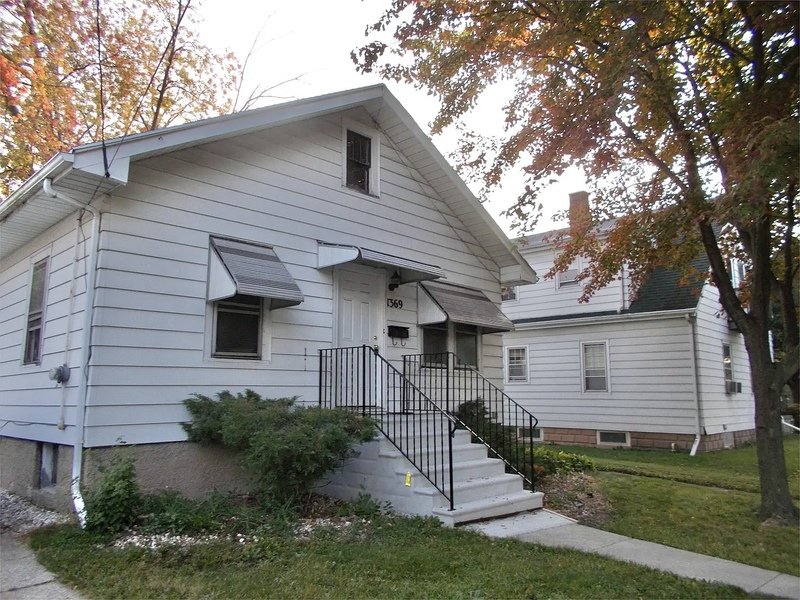 1369 Chicago St property image