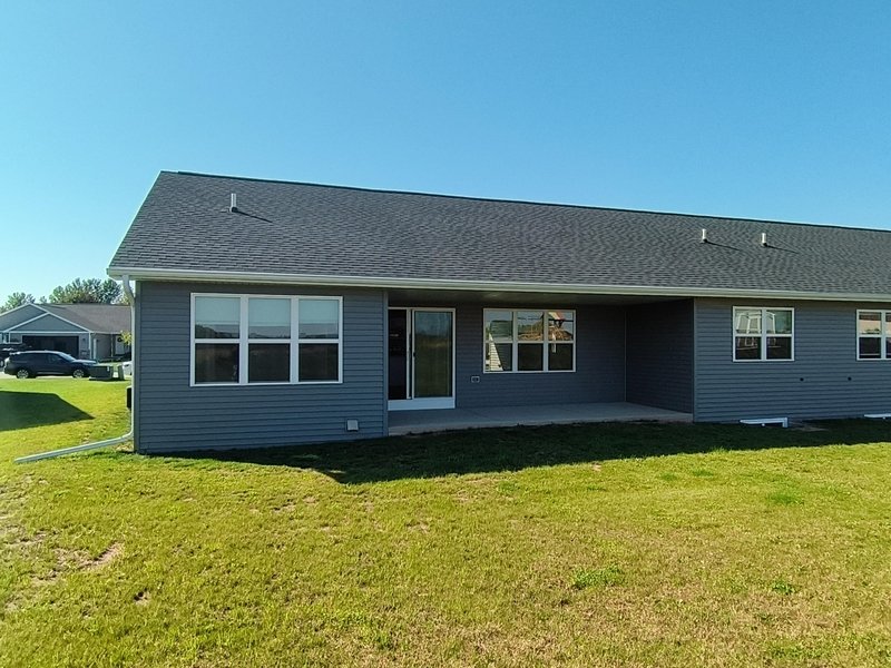 449/451 Longwood Lane - 451 property image