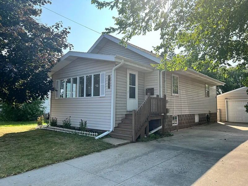 1725 Oshkosh Avenue property image