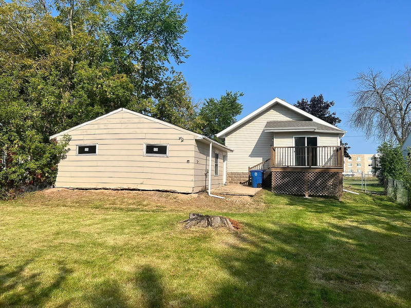 1725 Oshkosh Avenue property image