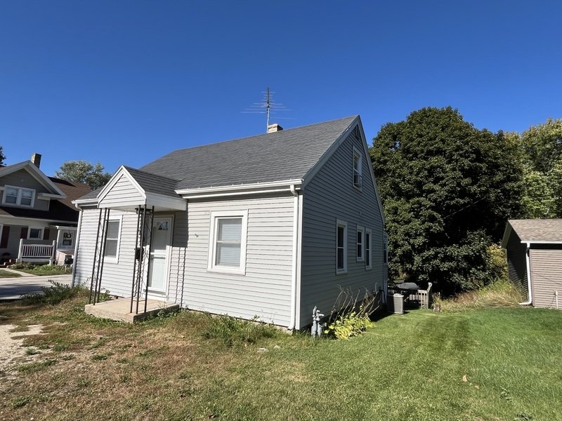 114 Broadway Street property image