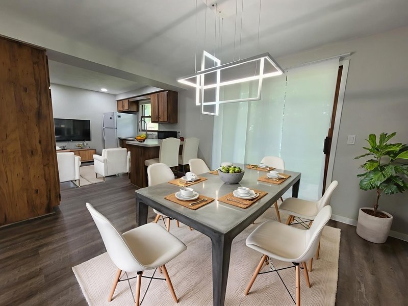 3124 North Bluemound Drive property image