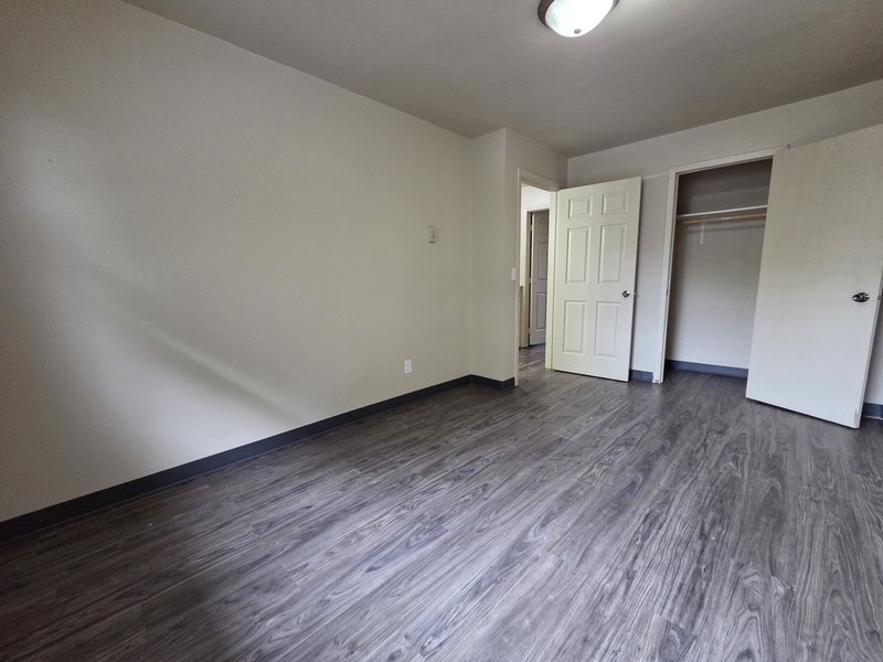 1109 Geneva Road - 3 property image