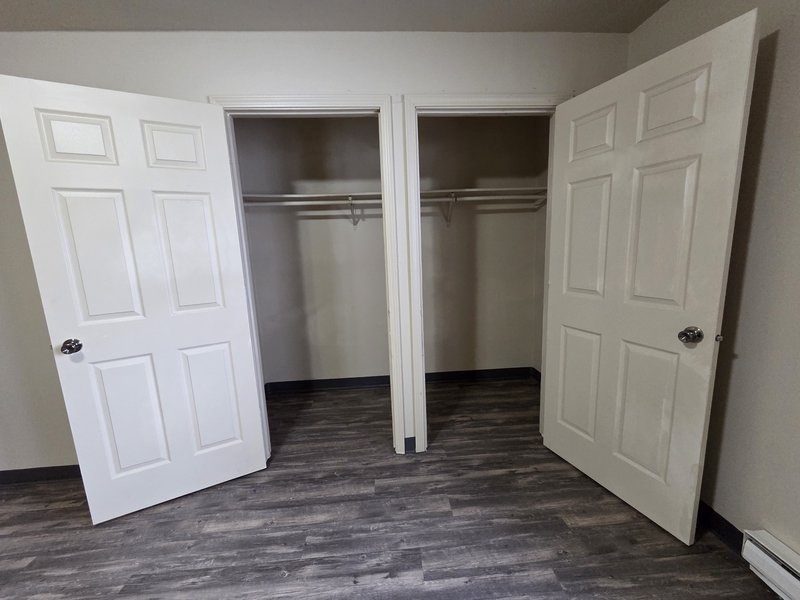 1109 Geneva Road - 3 property image