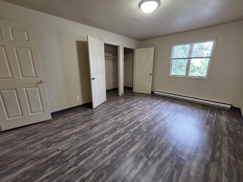 1109 Geneva Road - 3 property image