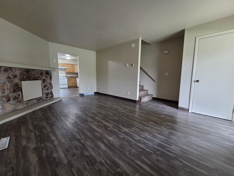 1109 Geneva Road - 3 property image