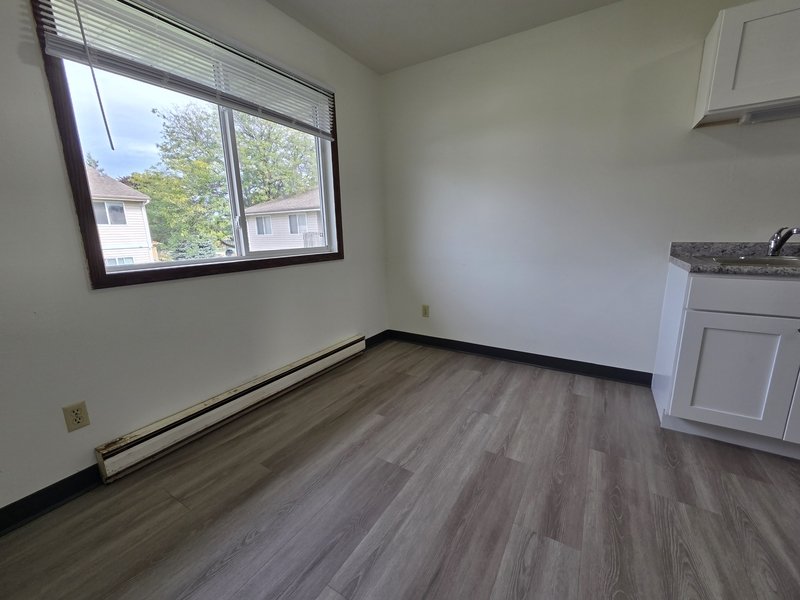 1057 West Cecil Street - 4 property image