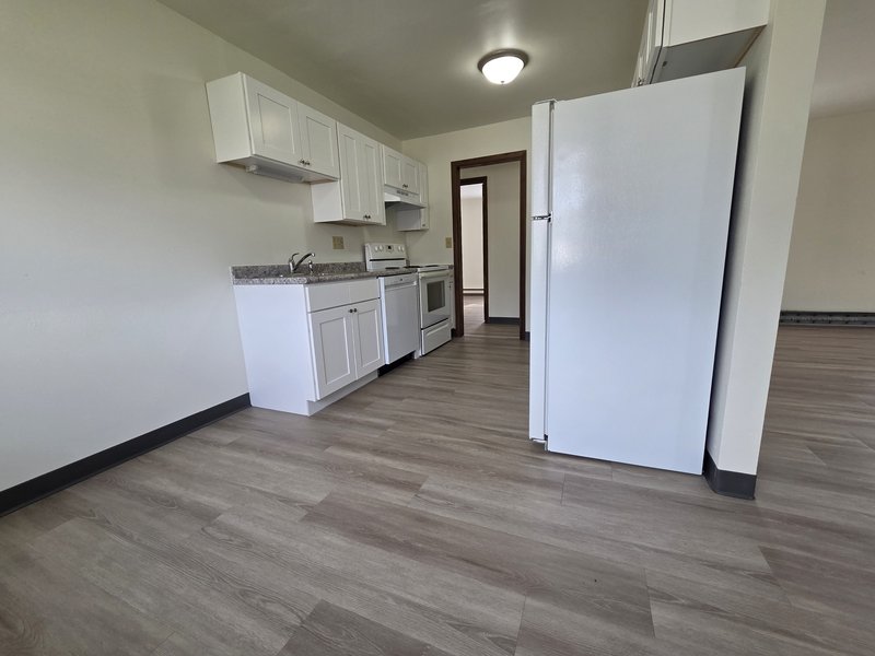 1057 West Cecil Street - 4 property image