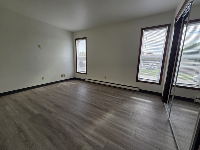 1057 West Cecil Street - 4 property image