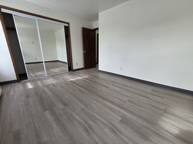 1057 West Cecil Street - 4 property image