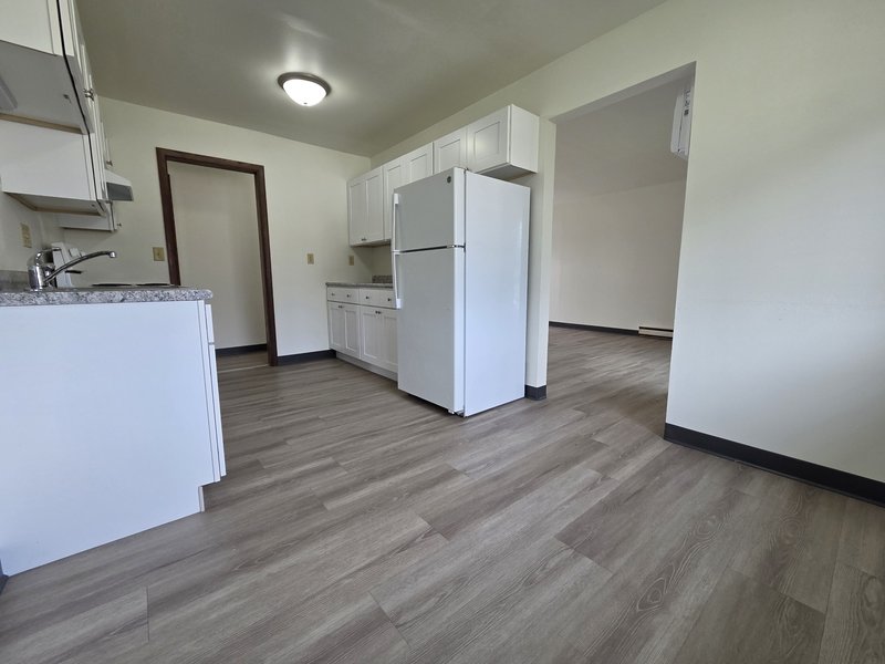 1057 West Cecil Street - 4 property image