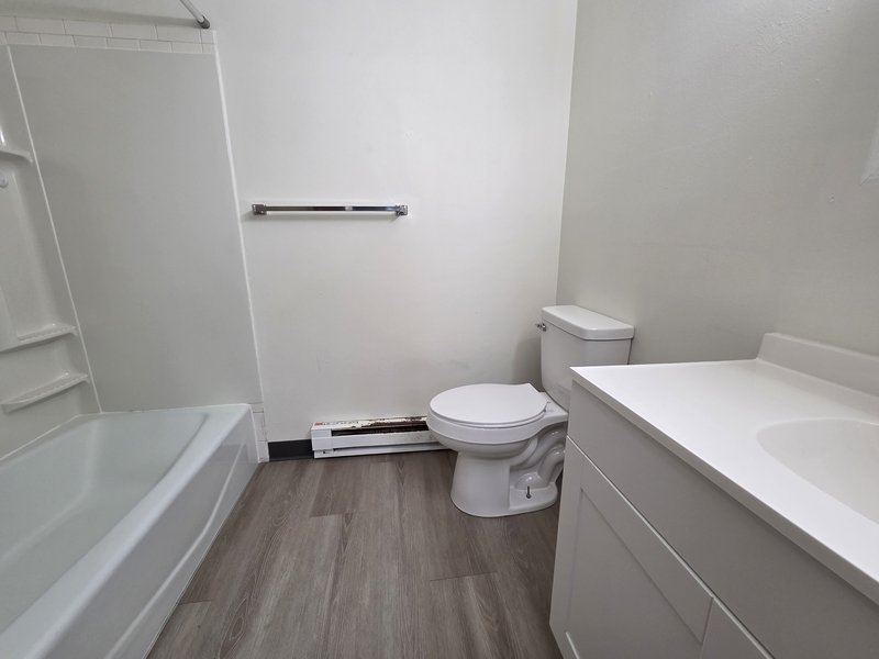 1057 West Cecil Street - 4 property image