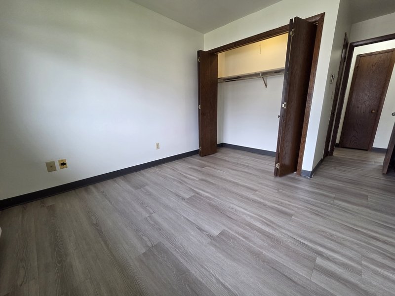 1057 West Cecil Street - 4 property image