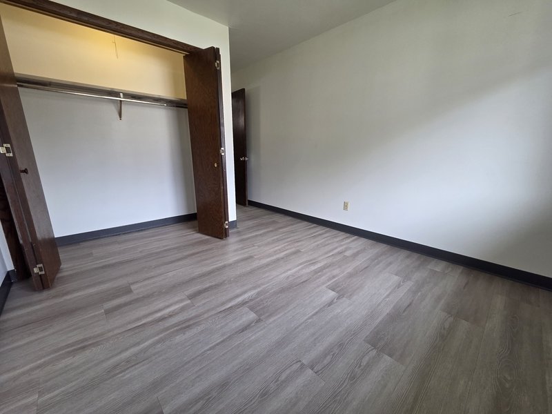 1057 West Cecil Street - 4 property image