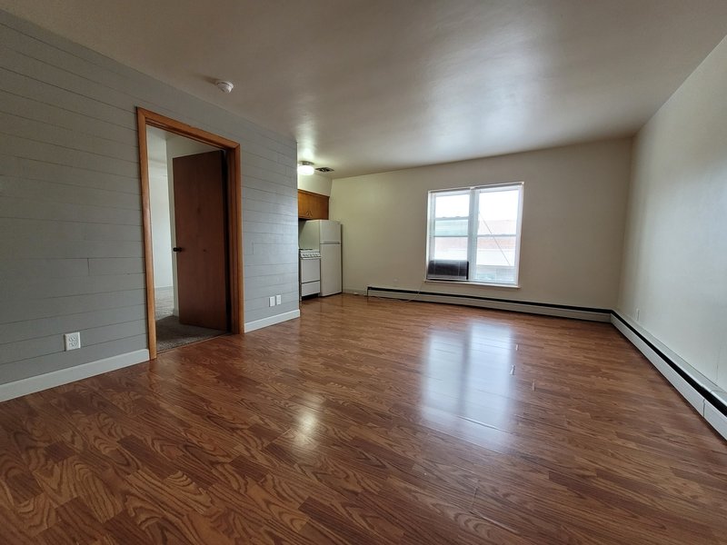 107 East 2nd Street - 3 property image