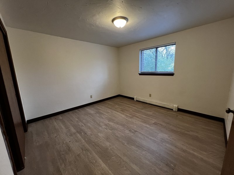 2760 Humboldt Road - 2 property image