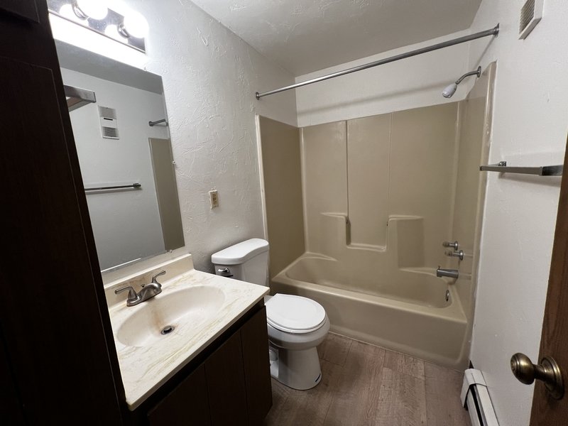 2760 Humboldt Road - 2 property image