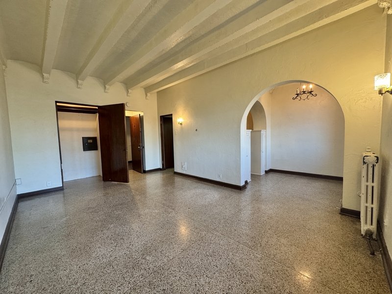 425 S Monroe Ave - 1c property image