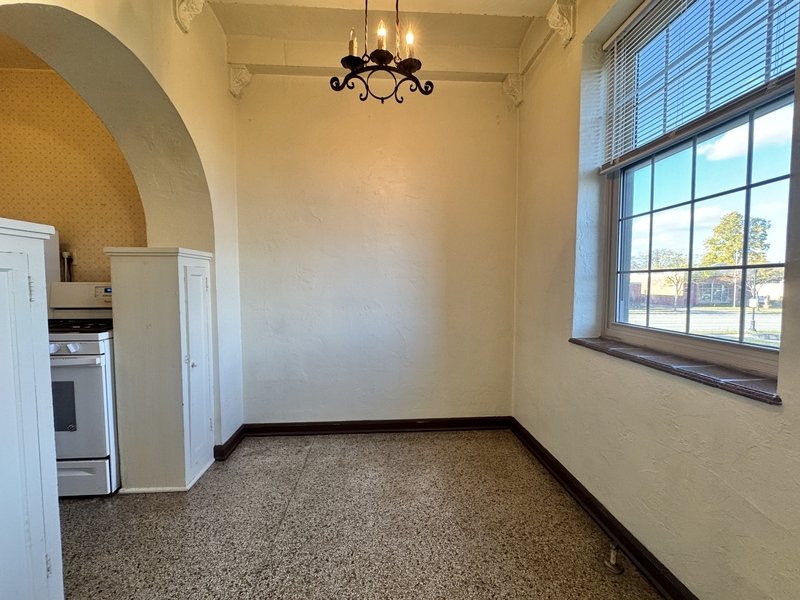 425 S Monroe Ave - 1c property image