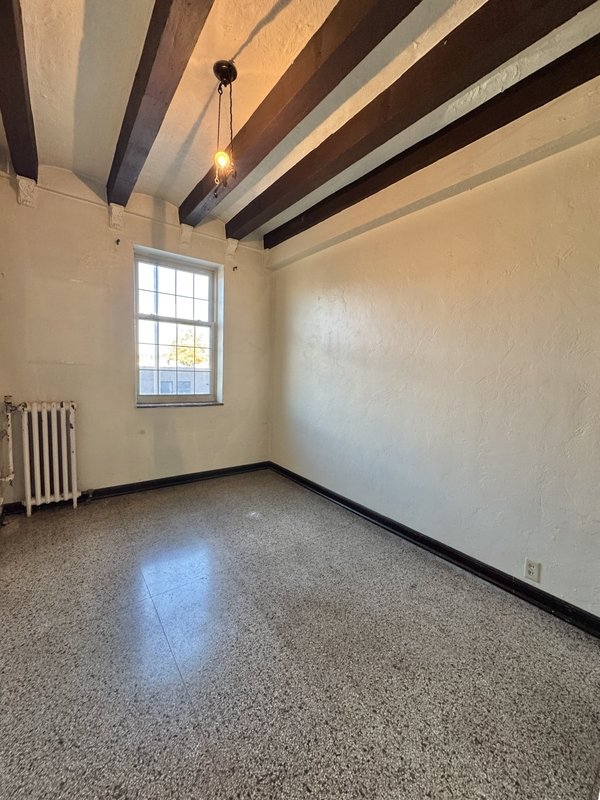 425 S Monroe Ave - 1f property image