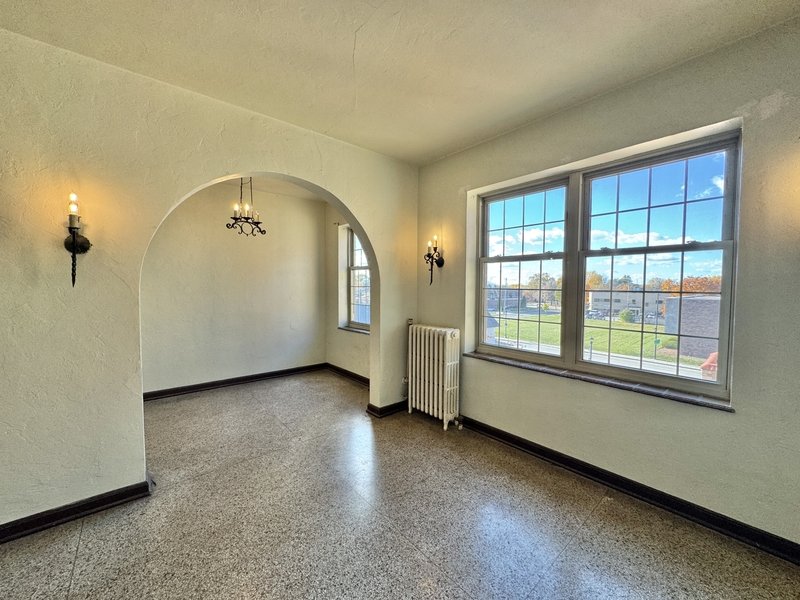 425 S Monroe Ave - 3j property image