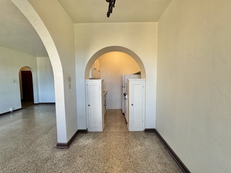 425 S Monroe Ave - 3j property image