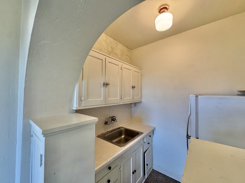 425 S Monroe Ave - 3j property image