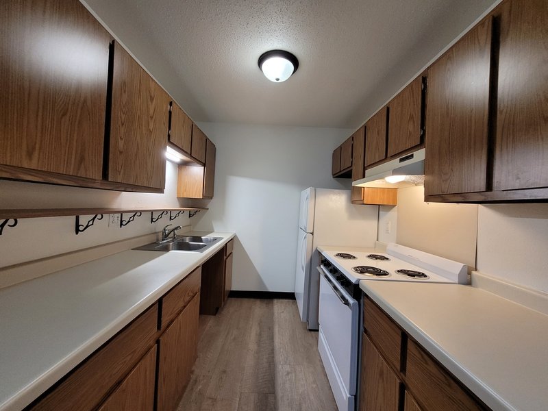 406 North Barkman Street - 1 property image