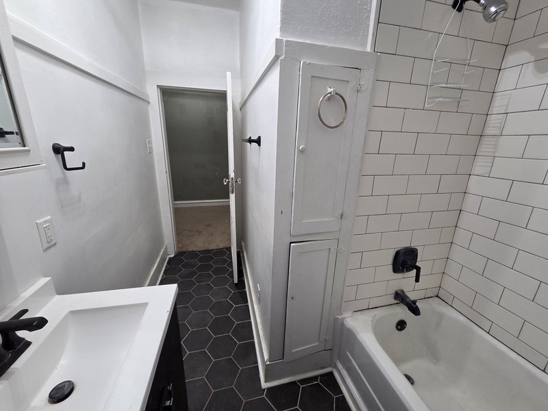 183 East Merrill Avenue - 183 (Front) property image