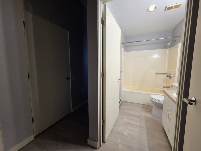 143 Water Street - 204 property image