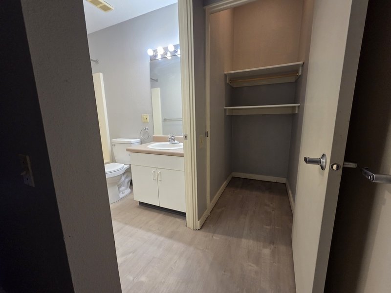 143 Water Street - 204 property image