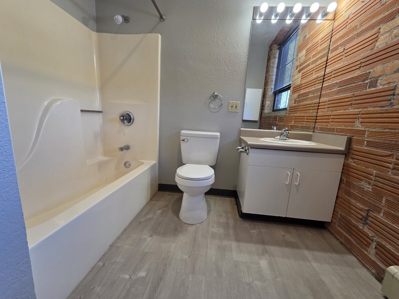 143 Water Street - 204 property image