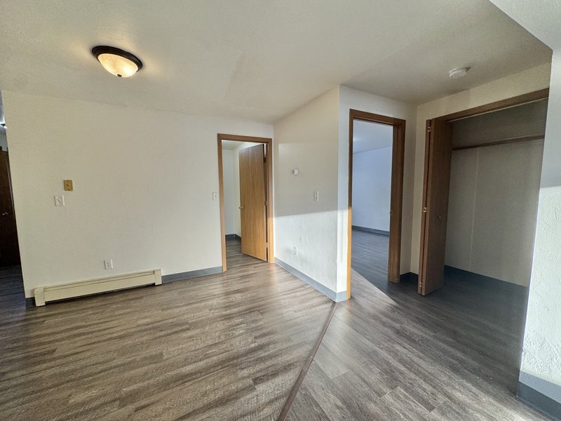 311 Leeland Street - 2 property image