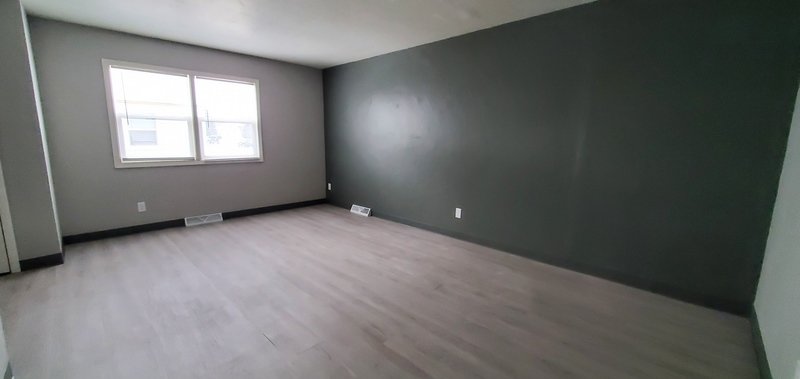 987 7th Street - D property image