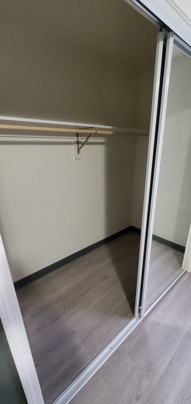 987 7th Street - D property image