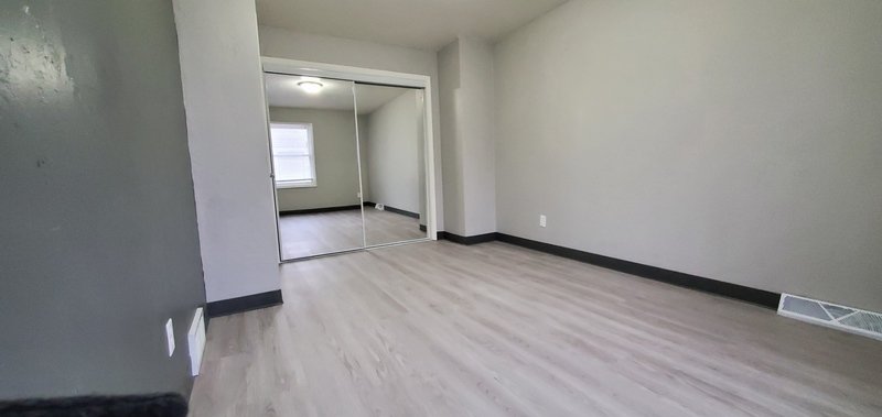 987 7th Street - D property image