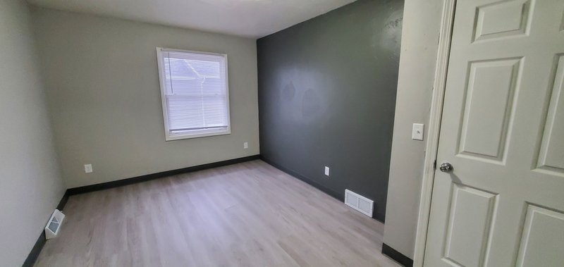 987 7th Street - D property image