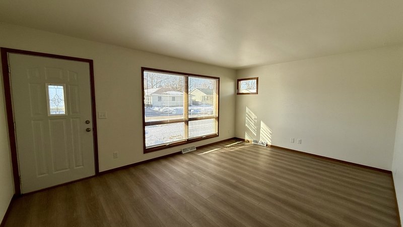 2010/2012 Parkside Drive - 2012 property image