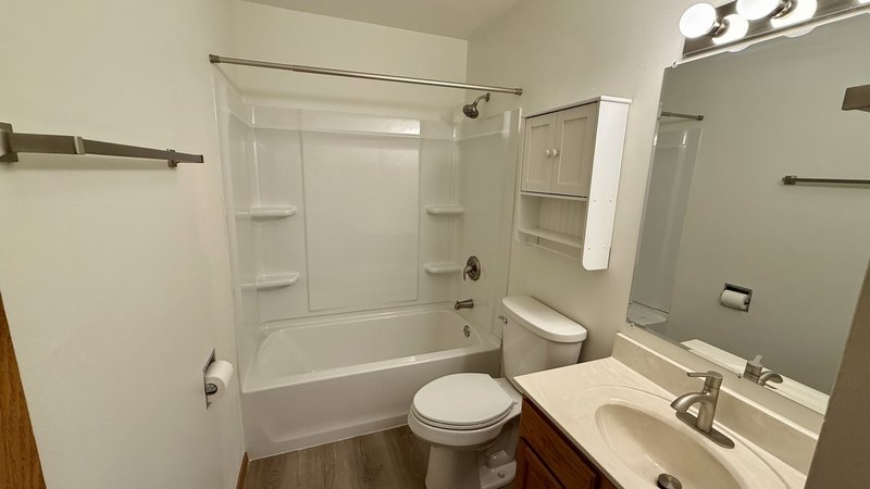 2010/2012 Parkside Drive - 2012 property image