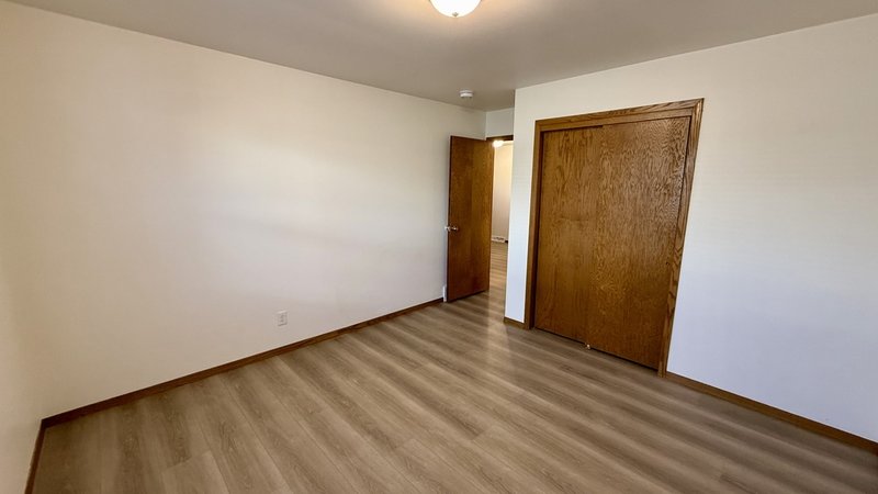 2010/2012 Parkside Drive - 2012 property image