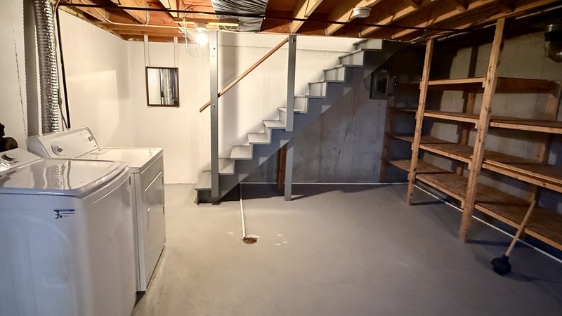 2010/2012 Parkside Drive - 2012 property image