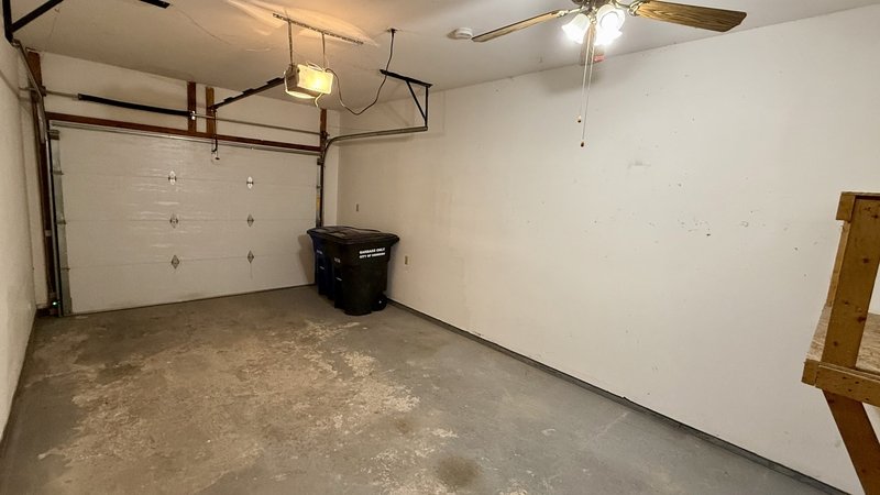 2010/2012 Parkside Drive - 2012 property image