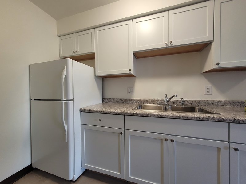 1138 East Walnut Street - H property image