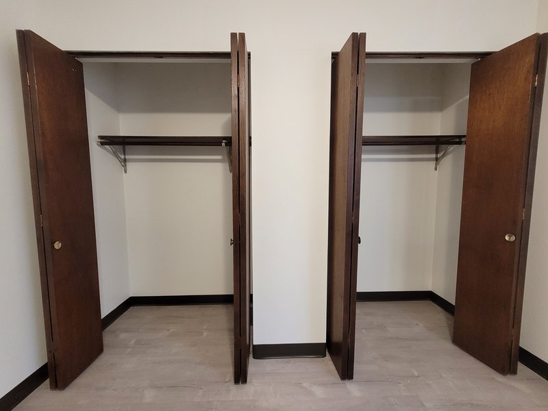 1138 East Walnut Street - H property image