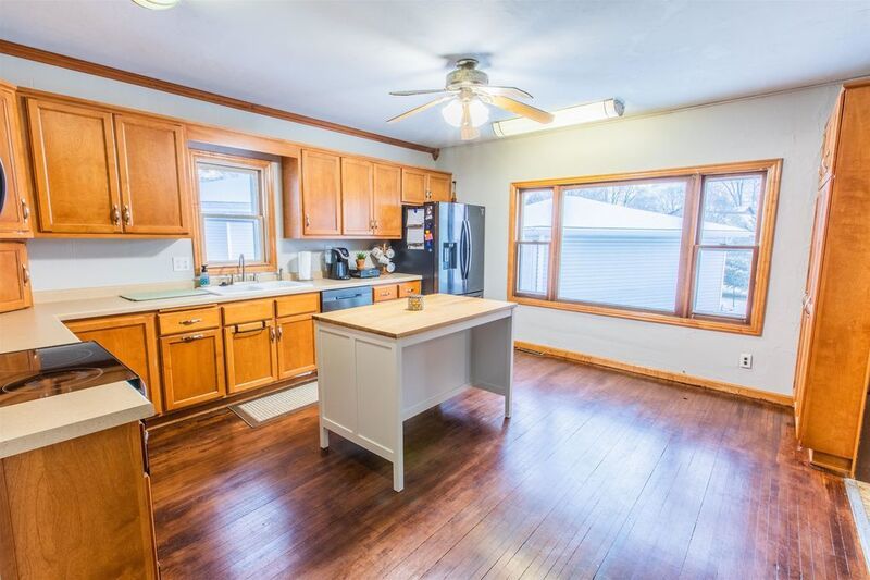 120 North Winnebago Street property image