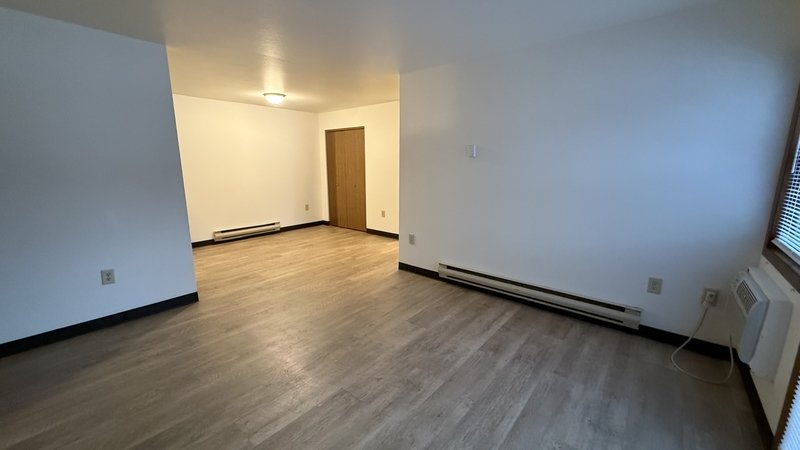 120/130 Memorial Drive - F property image