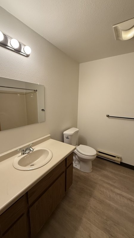 120/130 Memorial Drive - F property image