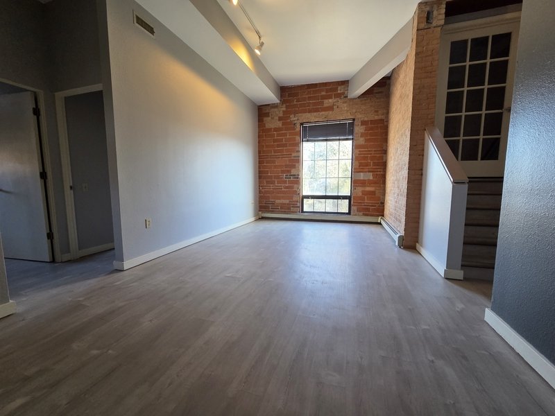 143 Water Street - 204 property image