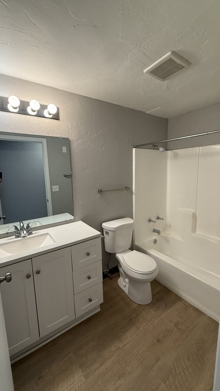 2760 Humboldt Road - 1 property image