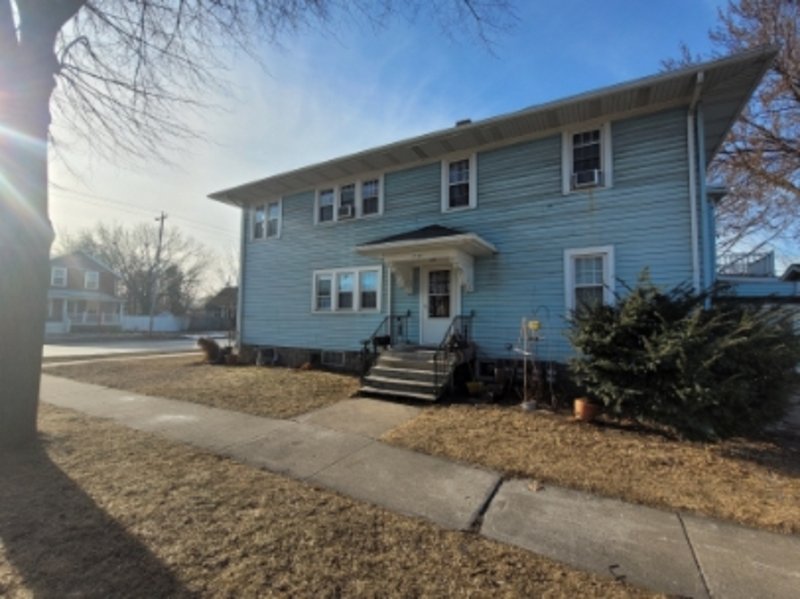 701 North Chestnut Avenue Upper property image